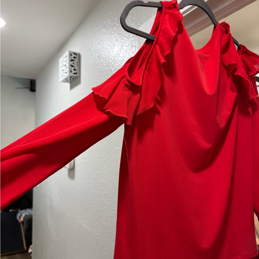 Halogen Vibrant Red Top